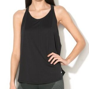 Nike women’s NWOT DRI-FIT strappy tank top loose fitting Size M